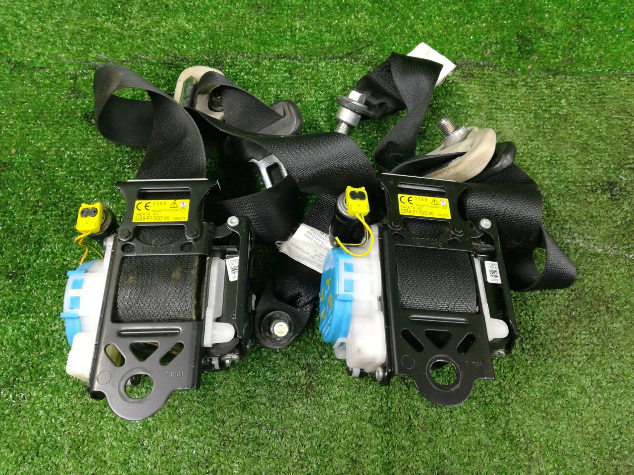 ремень безопасности Mazda 6 GJ 2013, 2.2 л., дизель, АКПП, серый, универсал, передний привод, правый руль, 0589P1000146 - фото №1