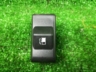 кнопка открытия лючка топливного бака Mazda 6 GJ 2013, 2.2 л., дизель, АКПП, серый, универсал, передний привод, правый руль