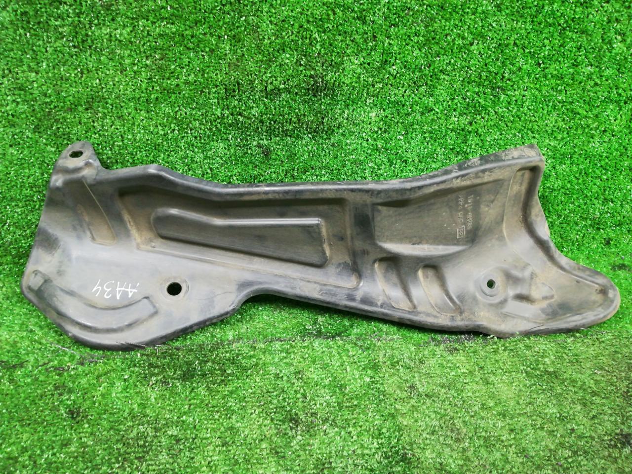 защита горловины топливного бака Mazda CX-9 1 поколение TB 2009, 3.7 л., CA, бензин, АКПП, белый, внедорожник 5 дв., полный привод, правый руль, TD11-42291 - фото №1