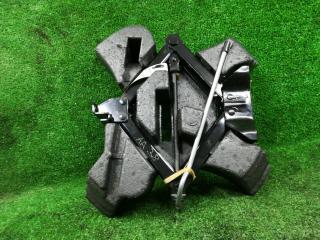 домкрат Ford Kuga 1 поколение 2012, 2.5 л., HYDC, бензин, АКПП, внедорожник 5 дв., полный привод, правый руль