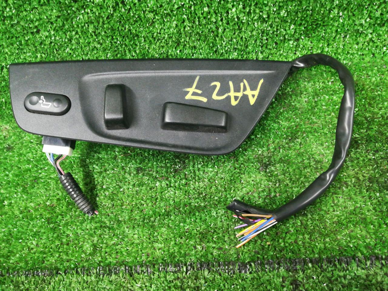 блок управления сиденьем Suzuki Kizashi 1 поколение RE91S 2012, 2.4 л., J24B, бензин, АКПП, rhfcysq, седан, передний привод, правый руль, 57L15PK - фото №1