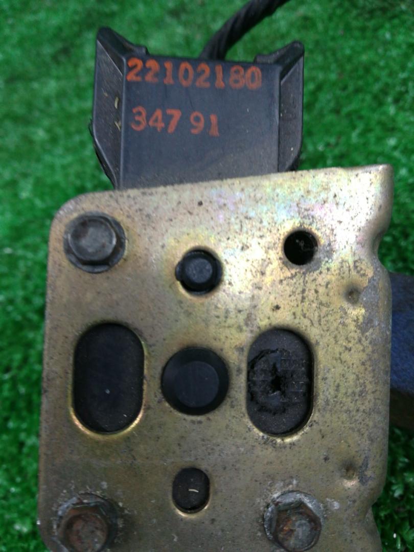 активатор замка багажника Mitsubishi Space Wagon 2 поколение (Typ N30/N40) 1995, 22102180, 2210218034791 - фото №1