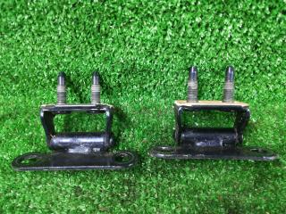 петля крышки багажника Lexus CT 1 поколение [рестайлинг] 2015, 1.8 л., гибрид, правый руль