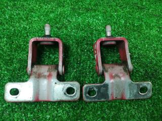 петля крышки багажника Mitsubishi ASX 1 поколение 2011, 2.0 л., 4B11, бензин, АКПП, красный, внедорожник 5 дв., полный привод