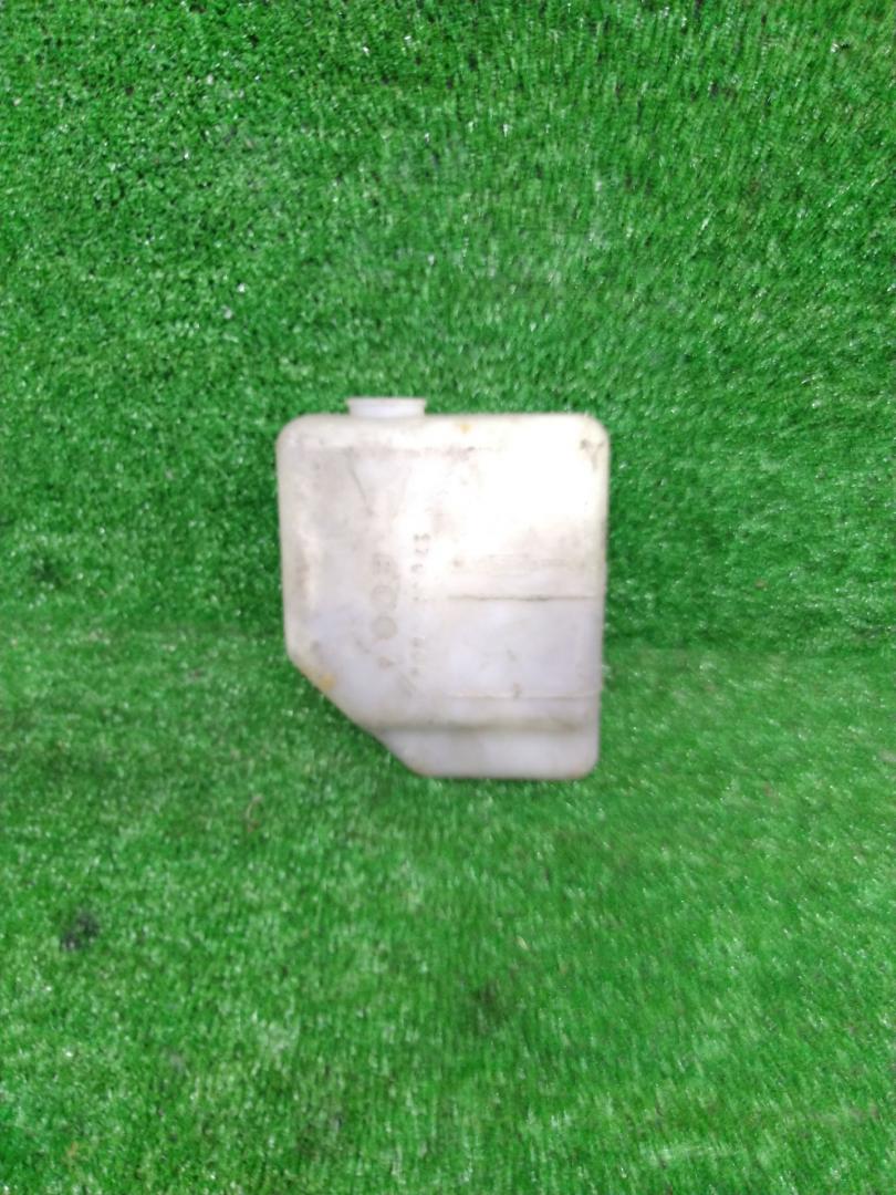 бачок расширительный Suzuki Baleno 1 поколение 2000, 17931-60G - фото №1