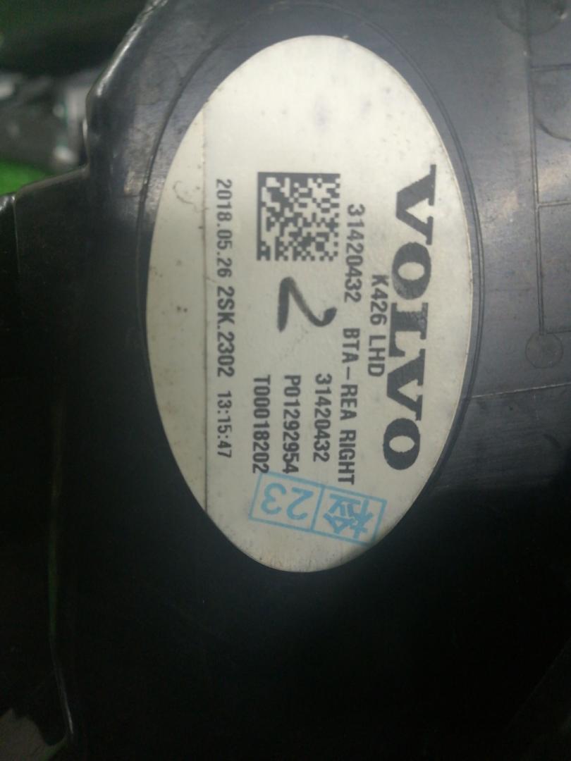 фонарь задний правый Volvo XC60 2 поколение 2018, 31420432 - фото №1