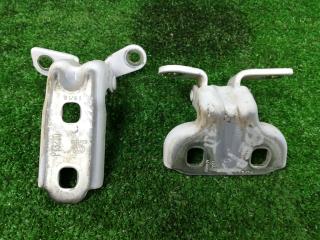 петля двери Chevrolet Trax 1 поколение [рестайлинг] 2019, P13220, P13228