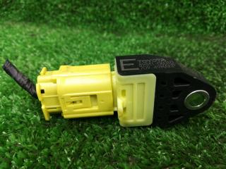 датчик удара Toyota Camry 7 поколение XV40 ASV40 2009, 3.5 л., 2GR-FE, бензин, АКПП, серый, седан, передний привод, 8983106010