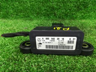 датчик ускорения Mercedes-Benz M-Класс W164 [рестайлинг] W164 2009, 3.5 л., бензин, АКПП, серебристый, внедорожник 5 дв., полный привод, A0055422018