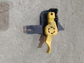 ручка открывания капота Ford Escape 3 поколение C520 [рестайлинг] 2017, 2.0 л., T8MB, дизель, АКПП, белый, правый руль