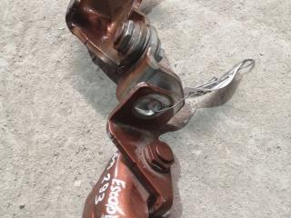 петля двери Ford Escape 3 поколение C520 [рестайлинг] 2017, 1.5 л., M9MA, бензин, АКПП, коричневый, внедорожник 5 дв., правый руль