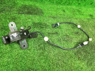 замок двери задней левой Honda Element 1 поколение 2006, 2.4 л., i-VTEC, K24A4, бензин, АКПП, оранжевый, хетчбэк 5 дв., полный привод