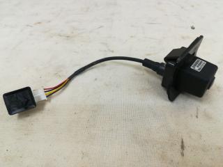 камера заднего вида Mercedes-Benz M-Класс W164 [рестайлинг] W164 2009, 3.5 л., бензин, АКПП, серебристый, внедорожник 5 дв., полный привод, A1648200497