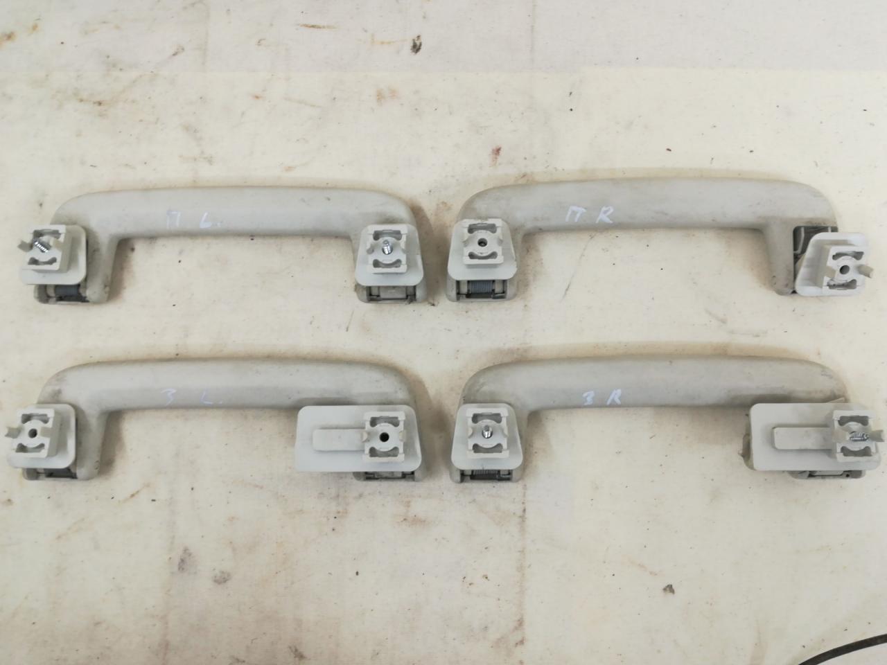 ручка внутренняя потолочная Ford Escape 3 поколение C520 2015, 1.5 л., бензин, АКПП, белый, внедорожник 5 дв., правый руль - фото №1