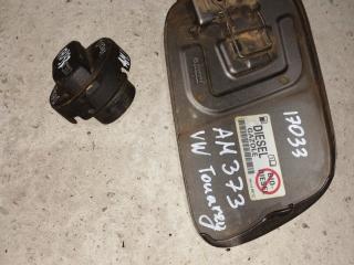 лючок топливного бака Volkswagen Touareg 1 поколение [рестайлинг] 2007, 3.0 л., BKS, дизель, АКПП, серый, правый руль