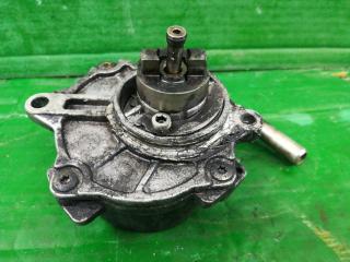 насос вакуумный Mercedes-Benz Sprinter 1 поколение (W901-905) [рестайлинг] 2001, 2.2 л., TD, дизель, A6112300165