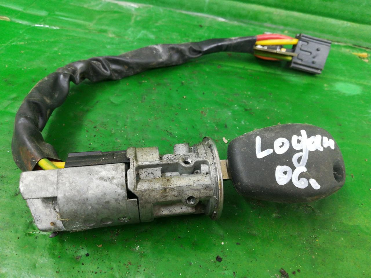 замок зажигания Renault Logan 1 поколение 2006 - фото №1