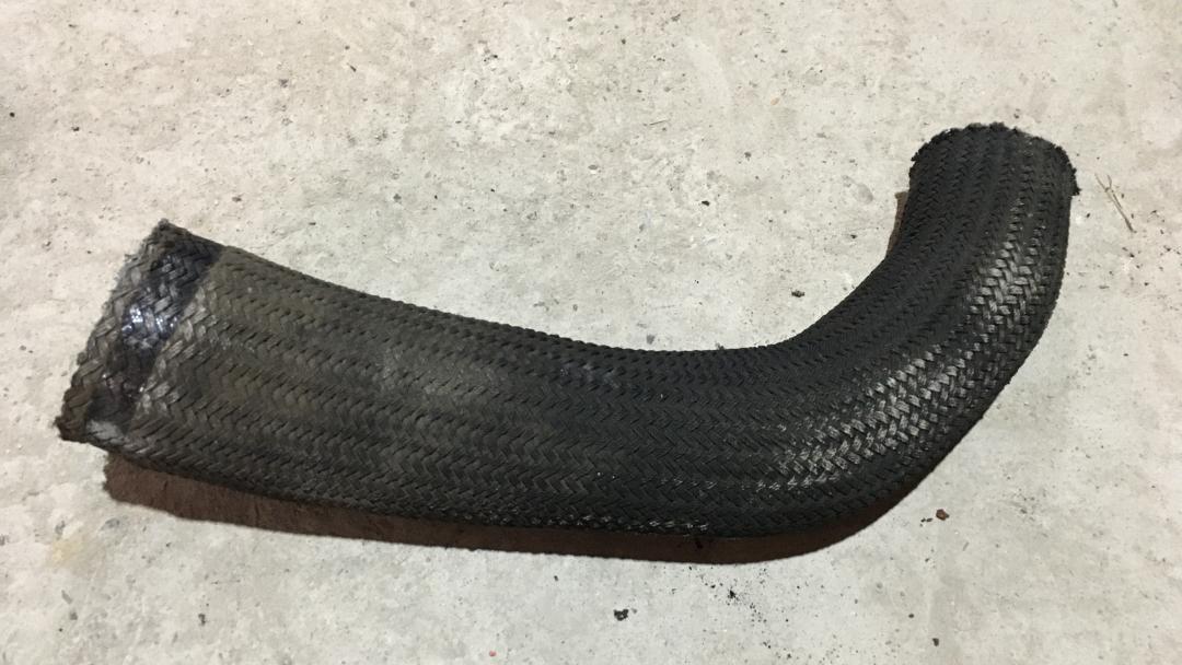 патрубок интеркулера SsangYong Rodius 1 поколение 2007, 2.7 л., D27DT, дизель, АКПП, серебристый, правый руль - фото №1