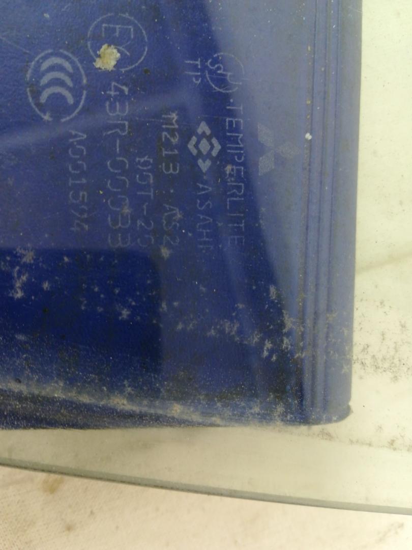 стекло двери передней левой Chevrolet Cruze 1 поколение 2011, 1.4 л., бензин, МКПП, белый, седан, правый руль, 43R00033 - фото №1