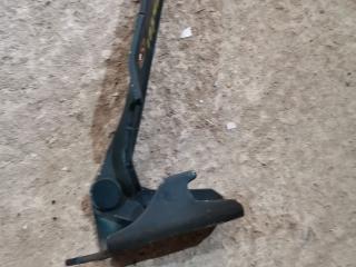 петля капота левая Mitsubishi Pajero 3 поколение 2000, 3.5 л., 6G74 (SOHC 24V), бензин, АКПП, синий, правый руль