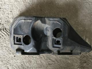 Крепление бампера переднего Volvo V50 1 поколение 2006, 2.4 л., B 5244 S4, бензин, АКПП, серебристый, универсал, передний привод, правый руль