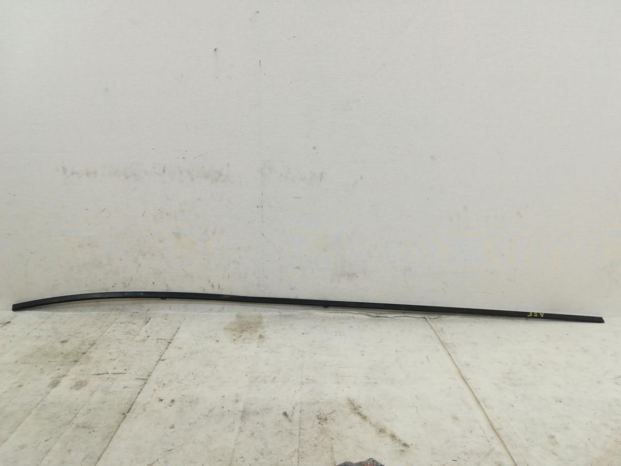 молдинг крыши Mazda 3 BL 2009, 2.0 л., LF17, бензин, АКПП, черный, хетчбэк 5 дв., передний привод, правый руль - фото №1