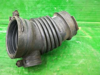 патрубок воздушного фильтра Mazda 3 BL 2009, 2.0 л., LF17, бензин, АКПП, черный, хетчбэк 5 дв., передний привод, правый руль, LF8J13221