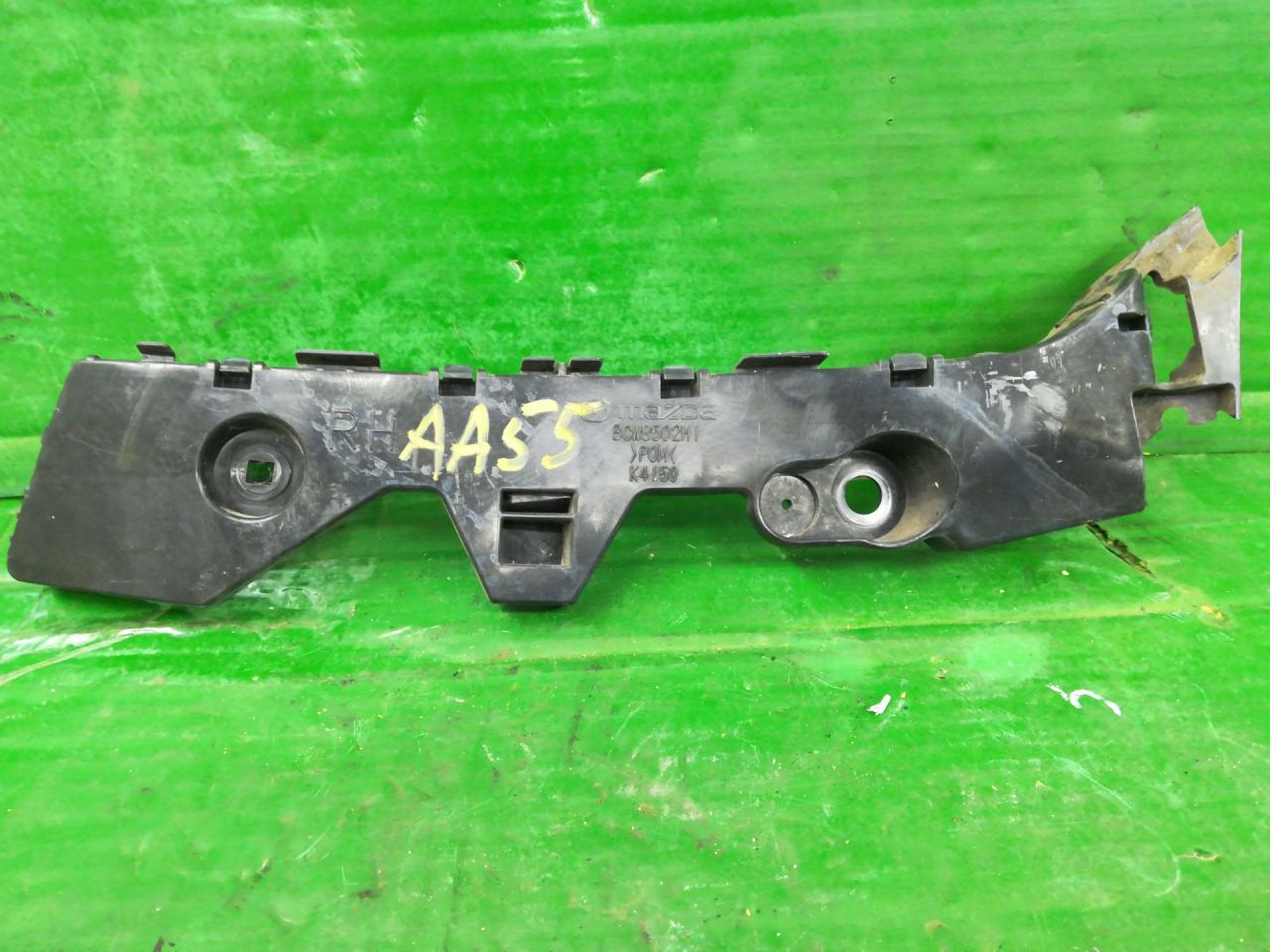 Крепление бампера переднего Mazda 3 BL 2009, 2.0 л., LF17, бензин, АКПП, черный, хетчбэк 5 дв., передний привод, правый руль, BCW8502H1 - фото №1