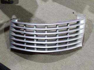 решетка радиатора Chrysler PT Cruiser 1 поколение 2002, 2.0 л., бензин, АКПП, серебристый, хетчбэк 5 дв., передний привод, правый руль