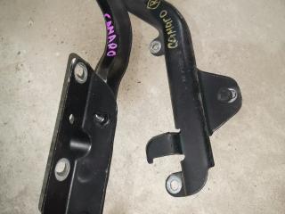 петля капота правая Chevrolet Camaro 4 поколение [рестайлинг] 1998, 3.8 л., бензин, АКПП, черный, купе, задний привод