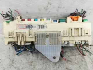 блок предохранителей Mazda 323C BA 1995, 1.8 л., BP (DOHC), бензин, МКПП, зеленый, седан, передний привод