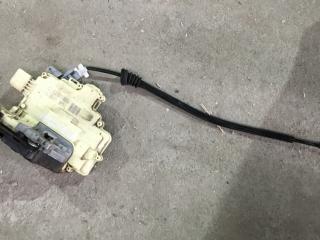 замок двери передней левой Volkswagen Passat B6 2007, 3.2 л., AXZ, бензин, АКПП, черный, седан, полный привод, правый руль