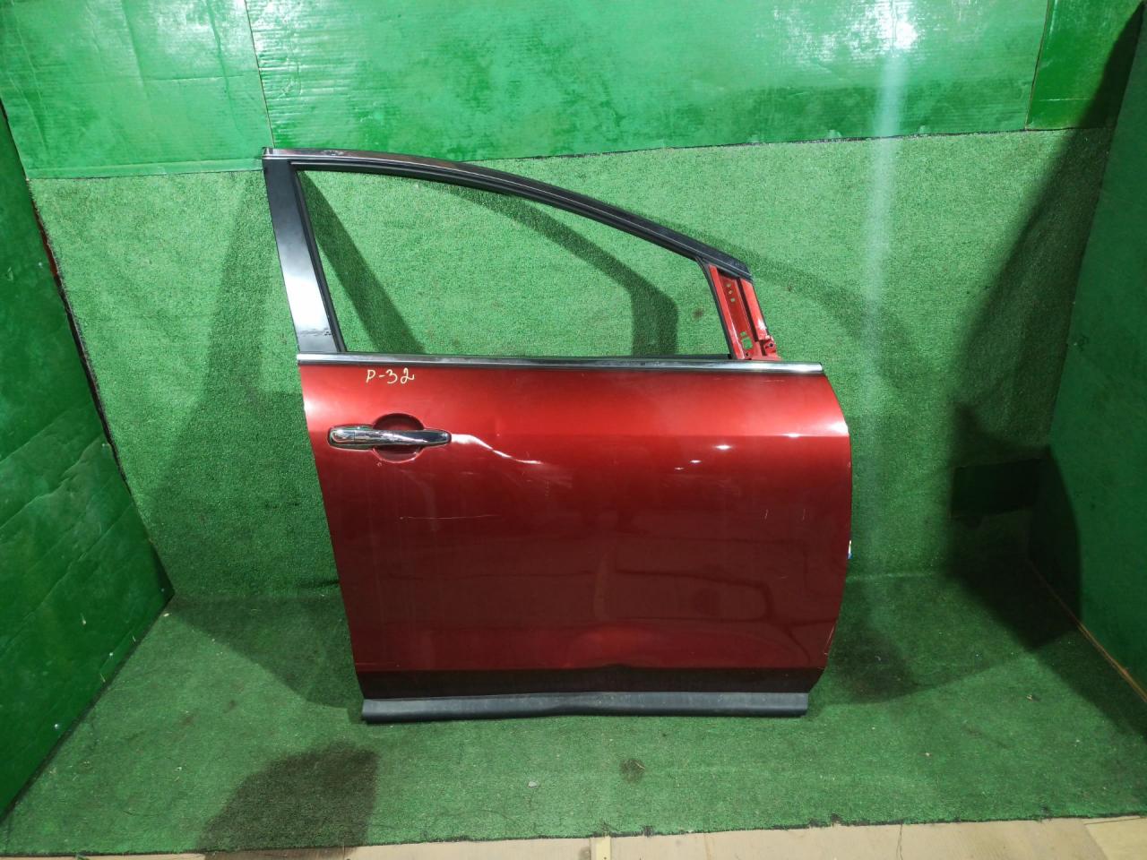 дверь передняя правая Mazda CX-7 1 поколение 2007, 2.3 л., L3-VDT, бензин, АКПП, красный, внедорожник 5 дв., полный привод - фото №1