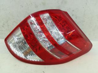 фонарь задний правый Toyota RAV4 3 поколение (XA30) [рестайлинг] 2009, 3.5 л., 2GR-FE, бензин, АКПП, серебристый, внедорожник 5 дв., полный привод, 815500R010