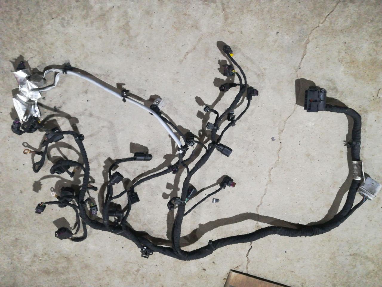 проводка двигателя Volkswagen Jetta 7 поколение 2019, 1.4 л., бензин, АКПП, белый, седан, передний привод, 04E972627HR - фото №1