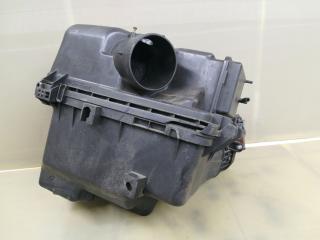 корпус воздушного фильтра Toyota Sienna 2 поколение XL20 [рестайлинг] 2009, 3.5 л., 2GR-FE, бензин, АКПП, красный, минивэн, передний привод