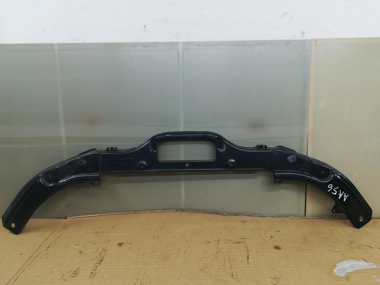 верхняя планка телевизора Mazda 3 3 поколение 2016, 2.0 л., бензин, АКПП, серый, седан, передний привод, правый руль - фото №1