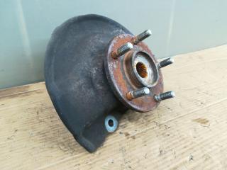 кулак поворотный правый Mitsubishi Lancer 10 поколение 2010, 2.4 л., 4B12, бензин, АКПП, белый, хетчбэк 5 дв., передний привод