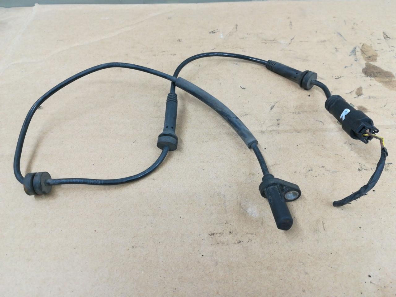 датчик ABS BMW 3 серия F30/F31/F34 F30 2013, 2.0 л., N20 B20 A, бензин, АКПП, черный, седан, полный привод - фото №1