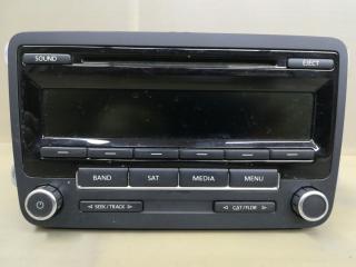 магнитола Volkswagen Passat (USA) 1 поколение [рестайлинг] 2015, 1.8 л., TFSI, бензин, АКПП, черный, седан, передний привод, 1K0035164F, 28445299