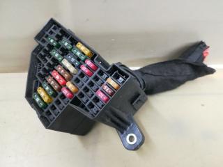 блок предохранителей Volkswagen Passat (USA) 1 поколение [рестайлинг] 2015, 1.8 л., TFSI, бензин, АКПП, черный, седан, передний привод, 5030095040101