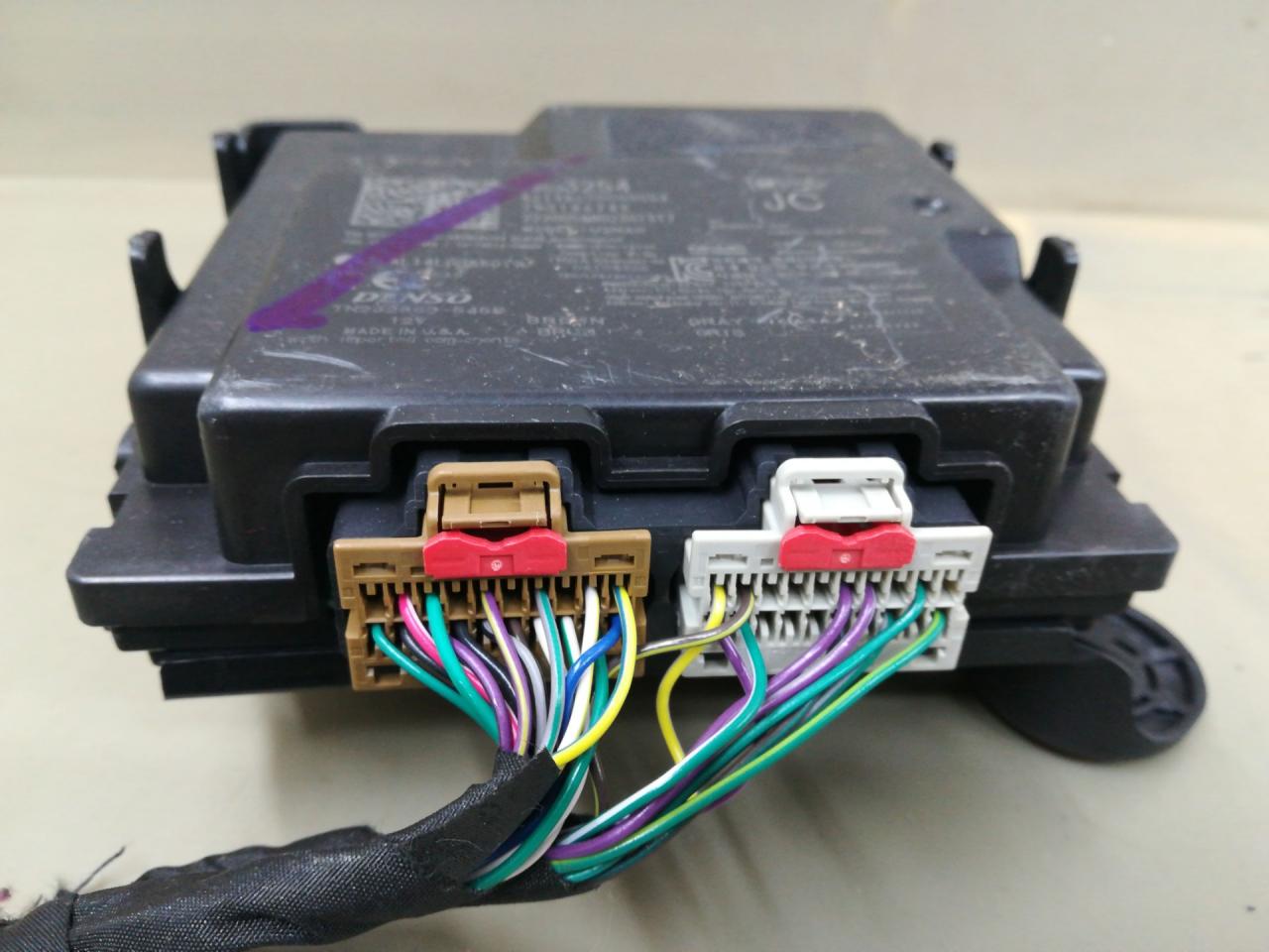 Блок управления бесключевым доступом GMC Terrain 2 поколение 2020, 1.5 л., бензин, АКПП, темно-серый, внедорожник 5 дв., полный привод, 13523254 - фото №1