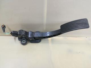 педаль Mitsubishi Lancer 10 поколение 2010, 2.4 л., 4B12, бензин, АКПП, белый, хетчбэк 5 дв., передний привод, 1600A102