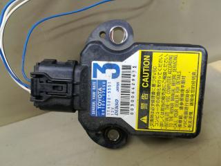 датчик курсовой устойчивости Toyota RAV4 3 поколение (XA30) [рестайлинг] 2009, 3.5 л., 2GR-FE, бензин, АКПП, серебристый, внедорожник 5 дв., полный привод, 8918312050