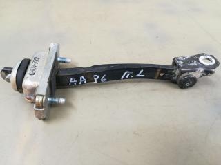 ограничитель открывания двери Chevrolet Trax 1 поколение 2014, 1.8 л., F18D4, бензин, МКПП, серебро, передний привод, правый руль