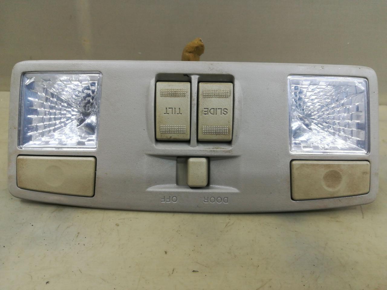 фонарь салона (плафон) Mazda CX-7 1 поколение 2007, 2.3 л., L3-VDT, бензин, АКПП, красный, внедорожник 5 дв., полный привод - фото №1