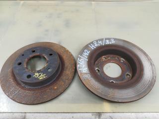 диски тормозные задние Mazda 3 3 поколение 2016, 2.0 л., бензин, АКПП, серый, седан, передний привод, правый руль