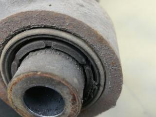 кулак задний левый Volkswagen Golf 7 поколение 2016, 1.4 л., CZCA, бензин, АКПП, белый, универсал, передний привод, правый руль