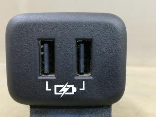 разъем AUX / USB Buick Envision 1 поколение [рестайлинг] 2019, 2.5 л., бензин, АКПП, черный, внедорожник 5 дв., полный привод, 13598459