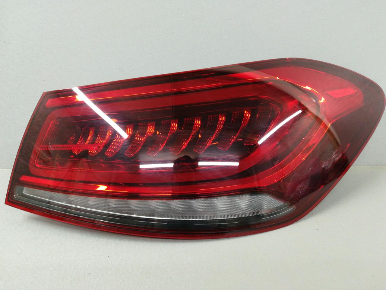 фонарь задний правый Mercedes-Benz GLE Coupe C167 2020, A1679066507, YAP2916120 - фото №1